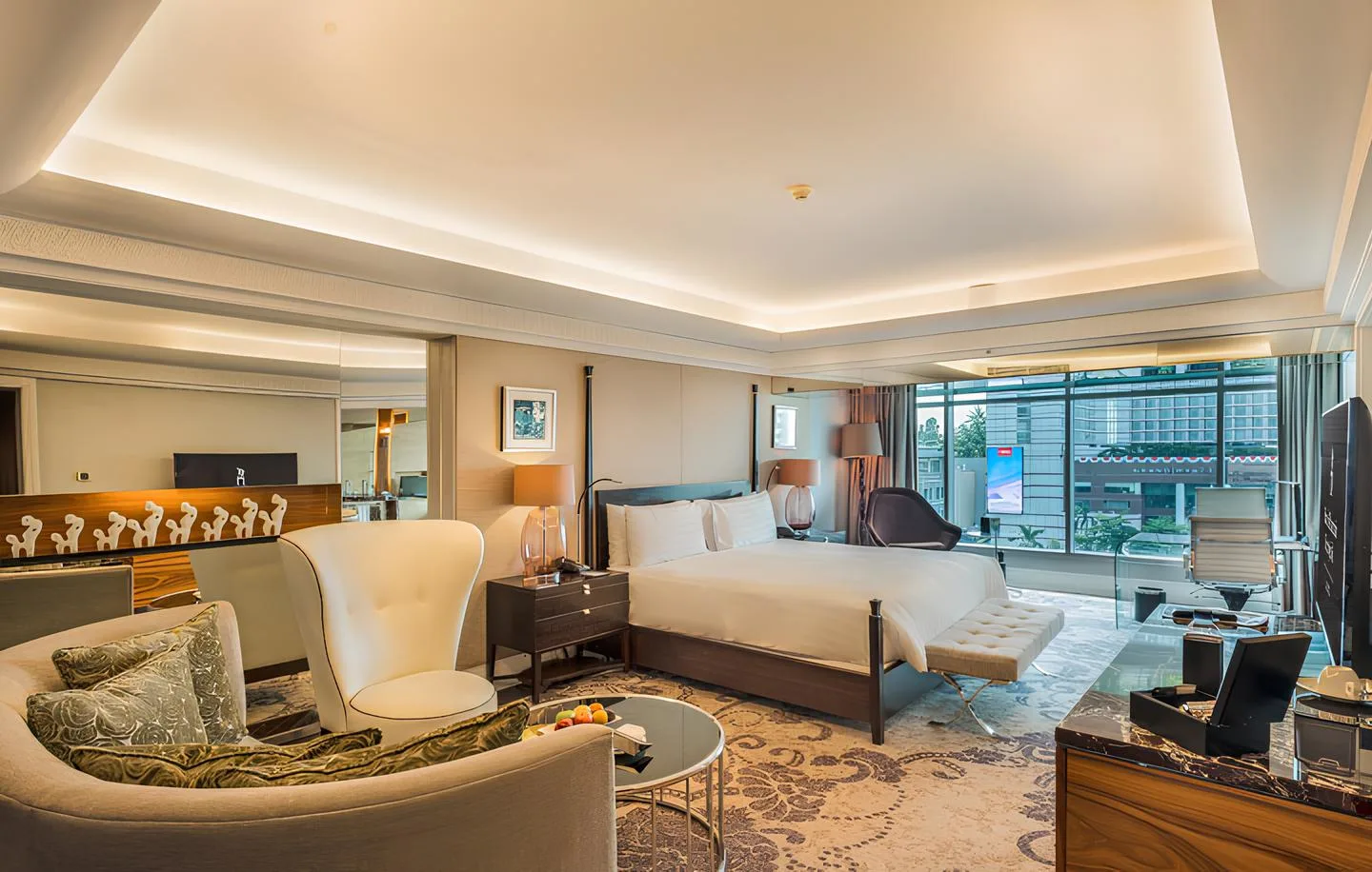 Hotel Room 4 - Hotel Indonesia Kempinski